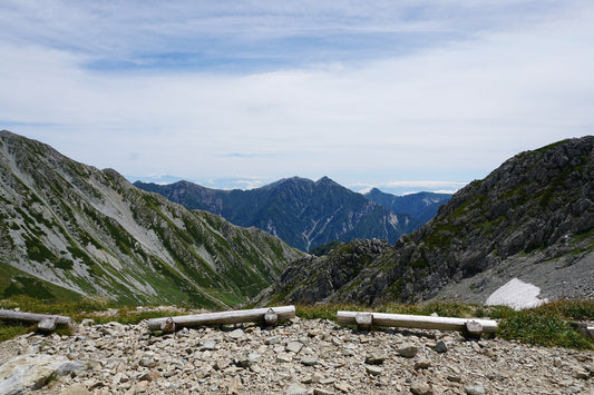 【浄土山登山体験記】初心者でも登りやすい立山の魅力と雷鳥との出会い